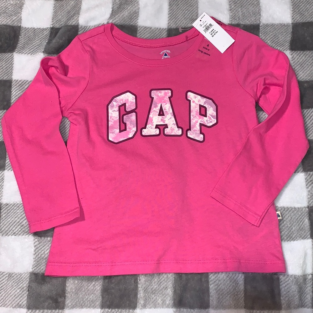 NWT Baby Gap girls size 4 long sleeve pink graphic shirt